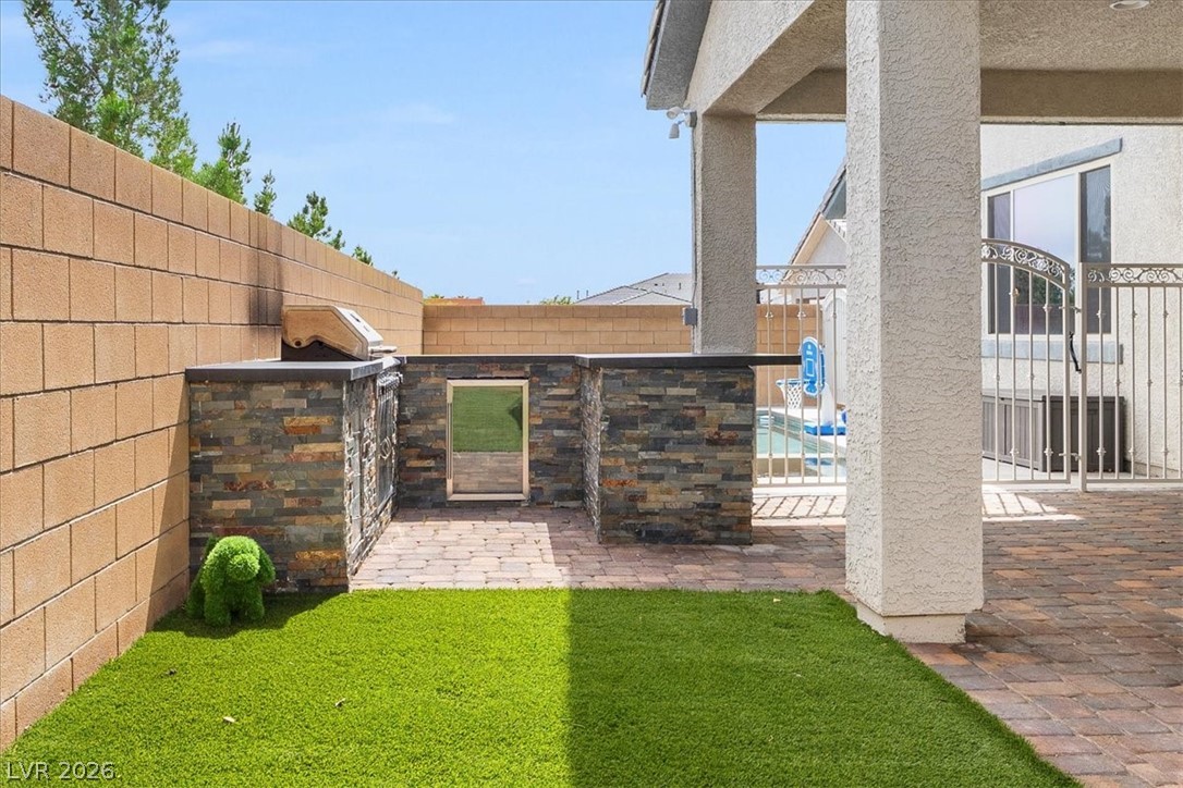 6320 Regina Ridge Street Las Vegas NV 89149