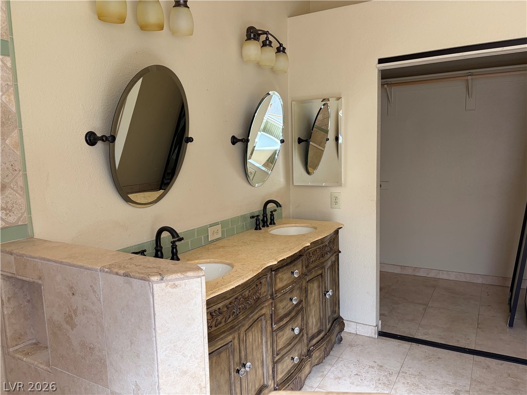 2536 Seascape Drive Las Vegas NV 89128