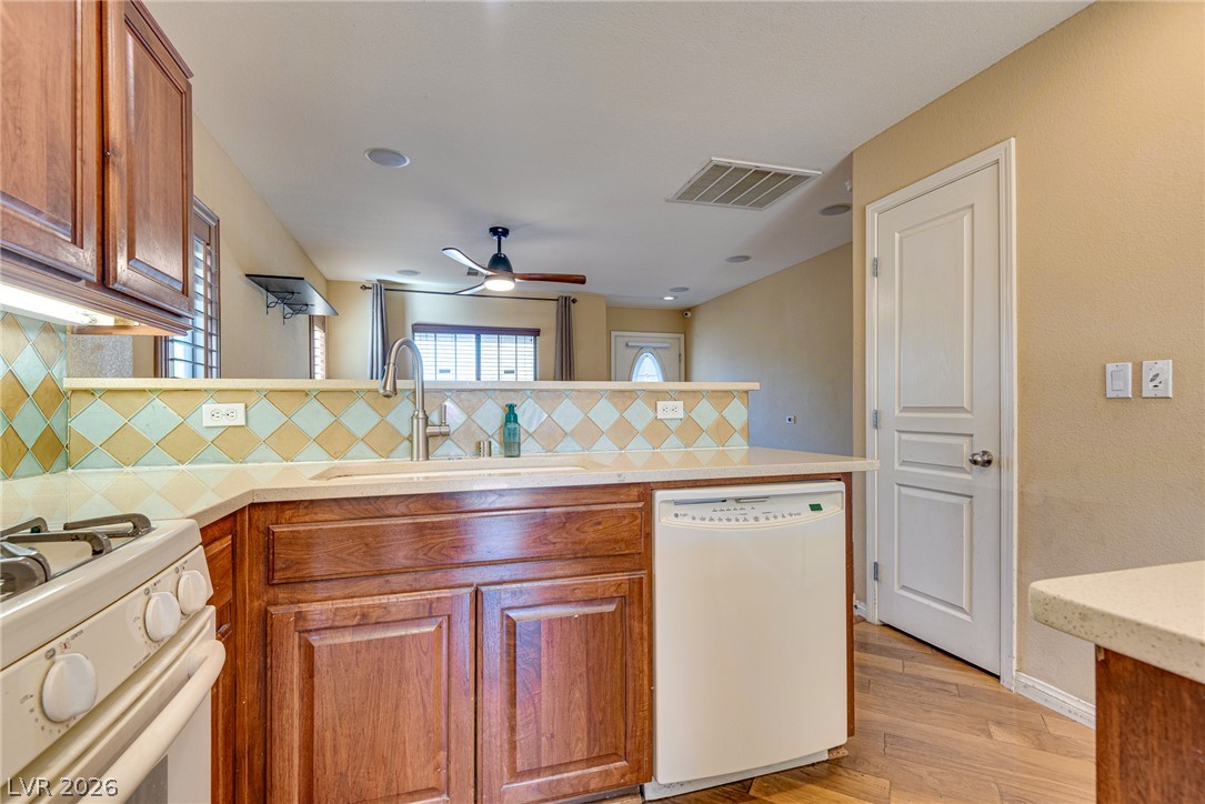 5280 Judkins Drive Las Vegas NV 89122
