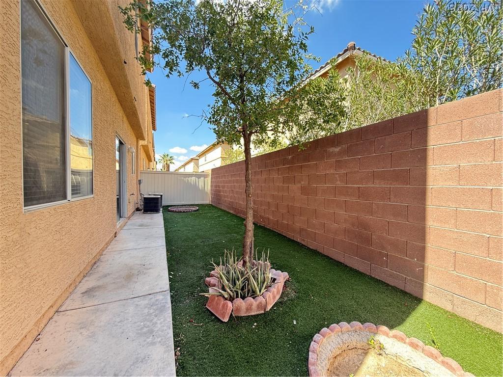 5872 Sakhalin Avenue Las Vegas NV 89139