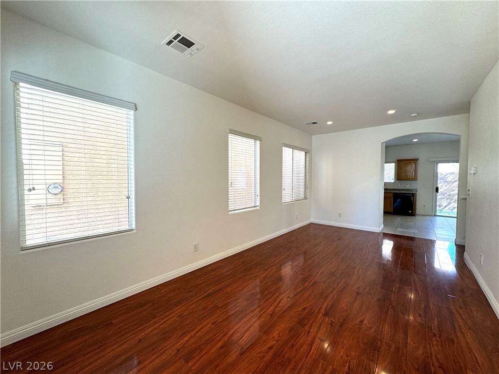 5872 Sakhalin Avenue Las Vegas NV 89139