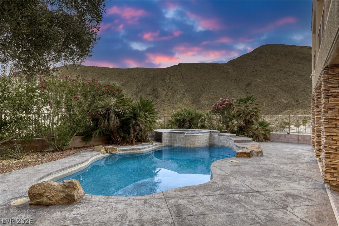 10777 Hunter Mountain Avenue Las Vegas NV 89129