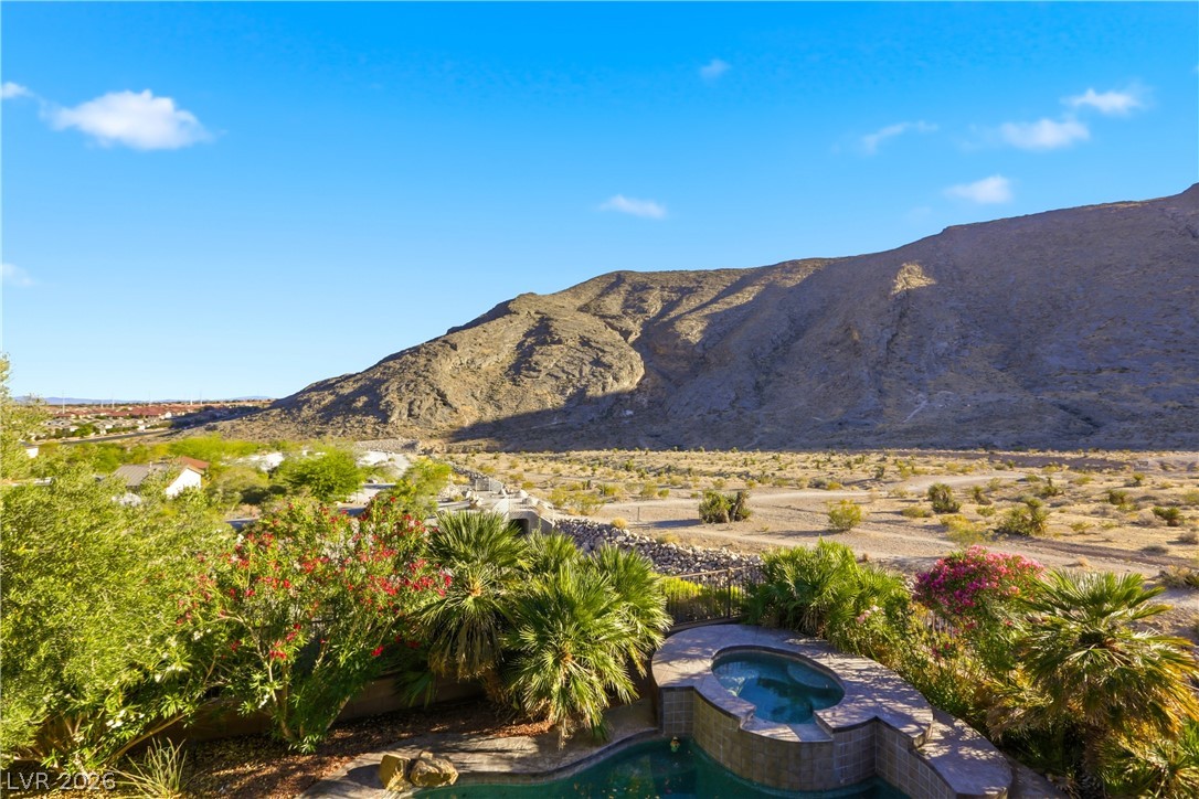 10777 Hunter Mountain Avenue Las Vegas NV 89129