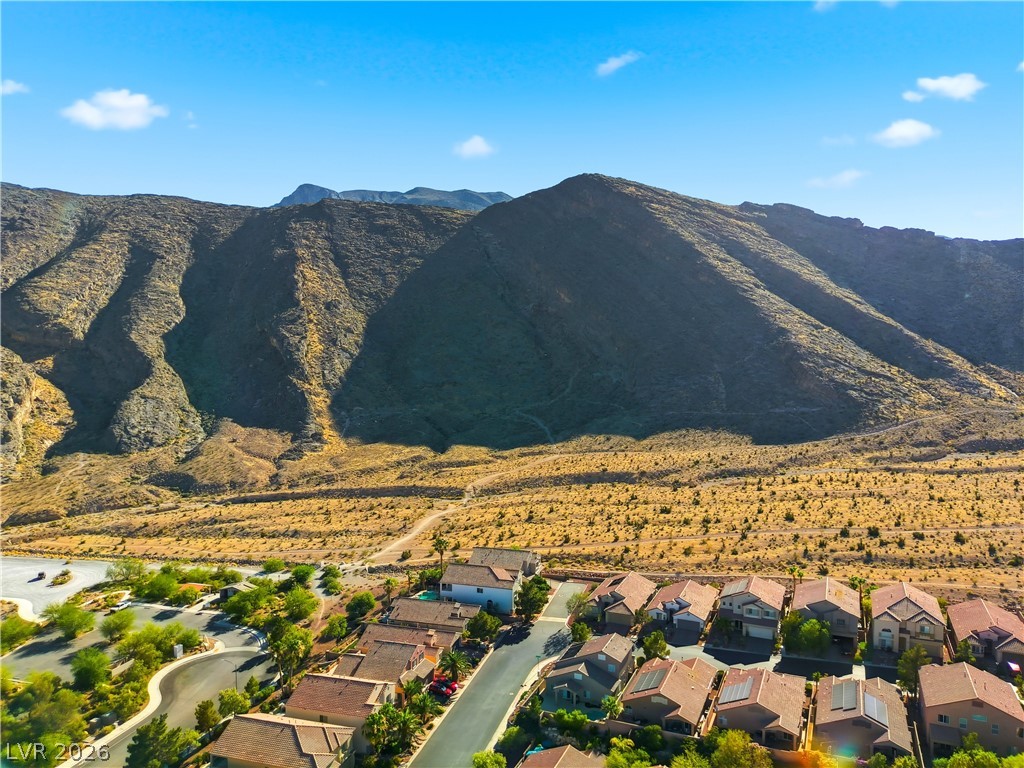 10777 Hunter Mountain Avenue Las Vegas NV 89129