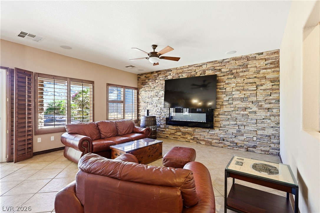 10777 Hunter Mountain Avenue Las Vegas NV 89129