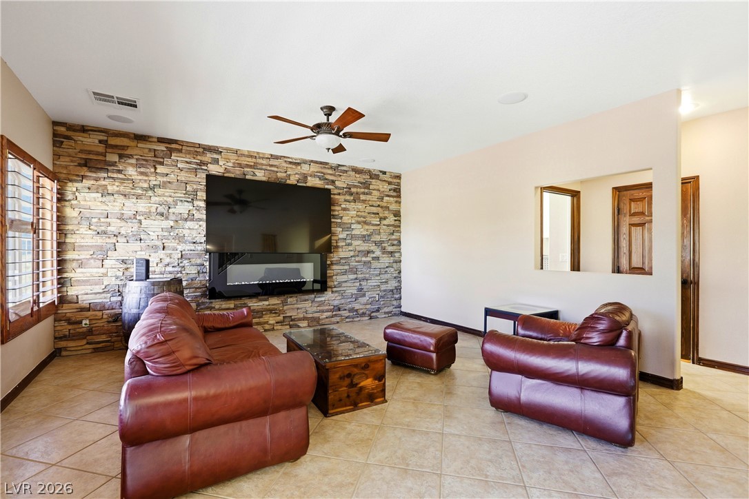 10777 Hunter Mountain Avenue Las Vegas NV 89129