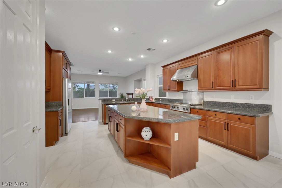 7970 Carson Creek Street Las Vegas NV 89113