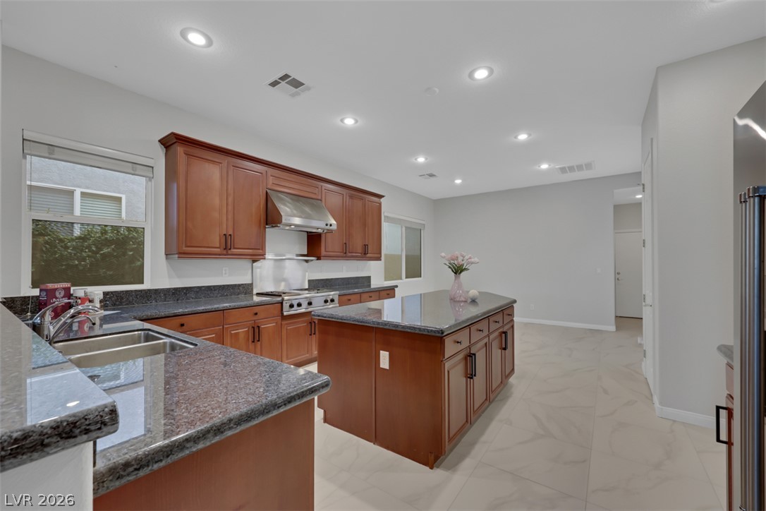 7970 Carson Creek Street Las Vegas NV 89113