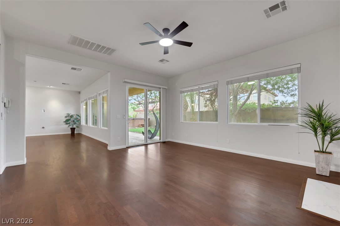 7970 Carson Creek Street Las Vegas NV 89113