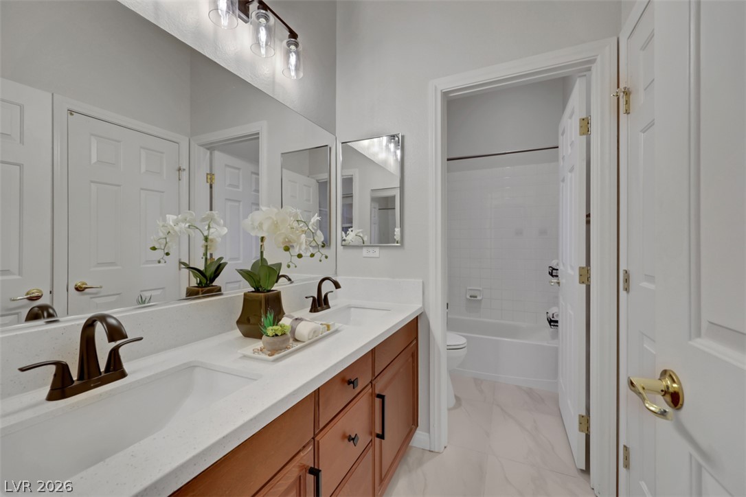 7970 Carson Creek Street Las Vegas NV 89113