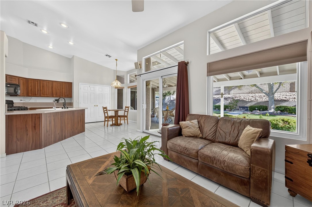 1929 Golden Vista Drive Las Vegas NV 89123