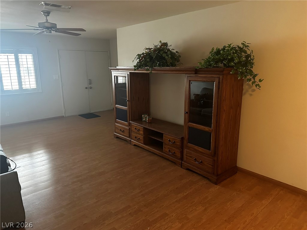 7213 Pinedale Avenue Las Vegas NV 89145