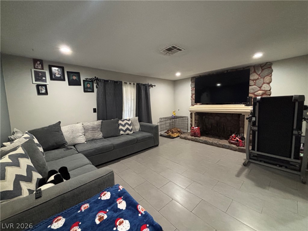 3916 Nixson Drive Las Vegas NV 89110