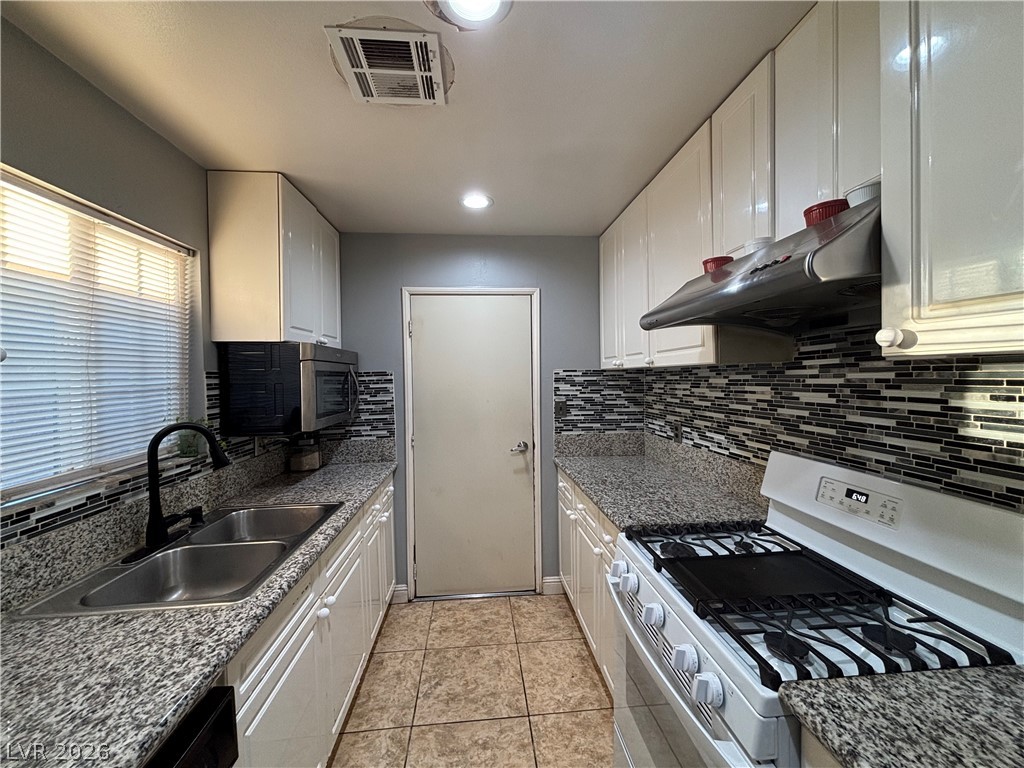 3916 Nixson Drive Las Vegas NV 89110