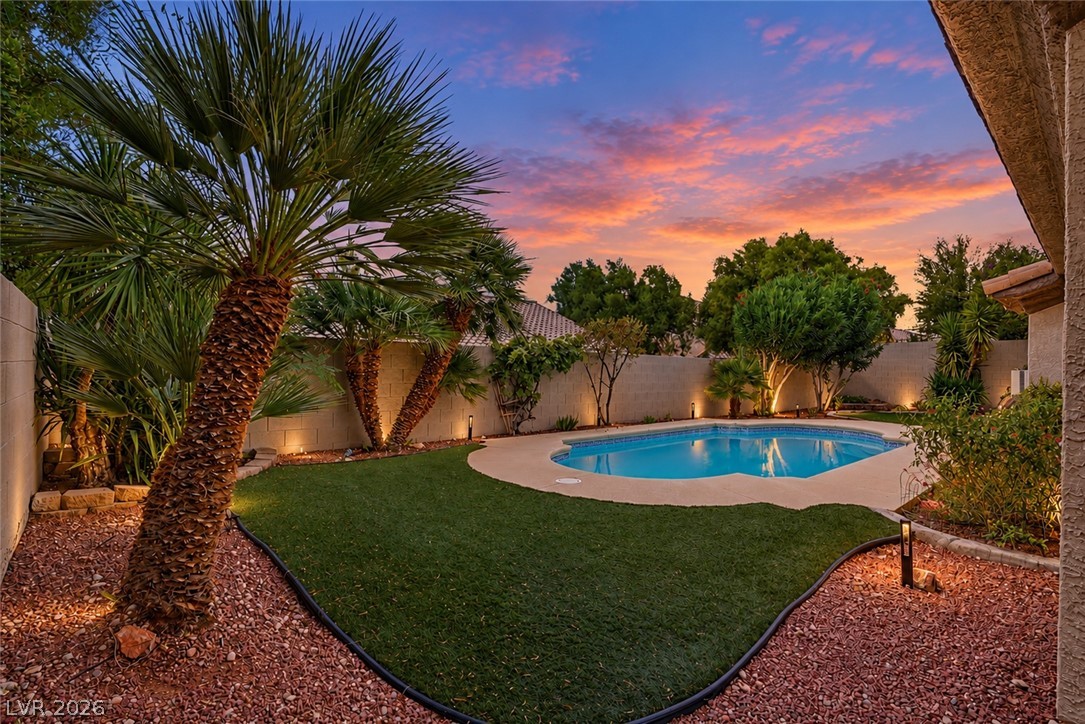 8305 Green Clover Avenue Las Vegas NV 89149