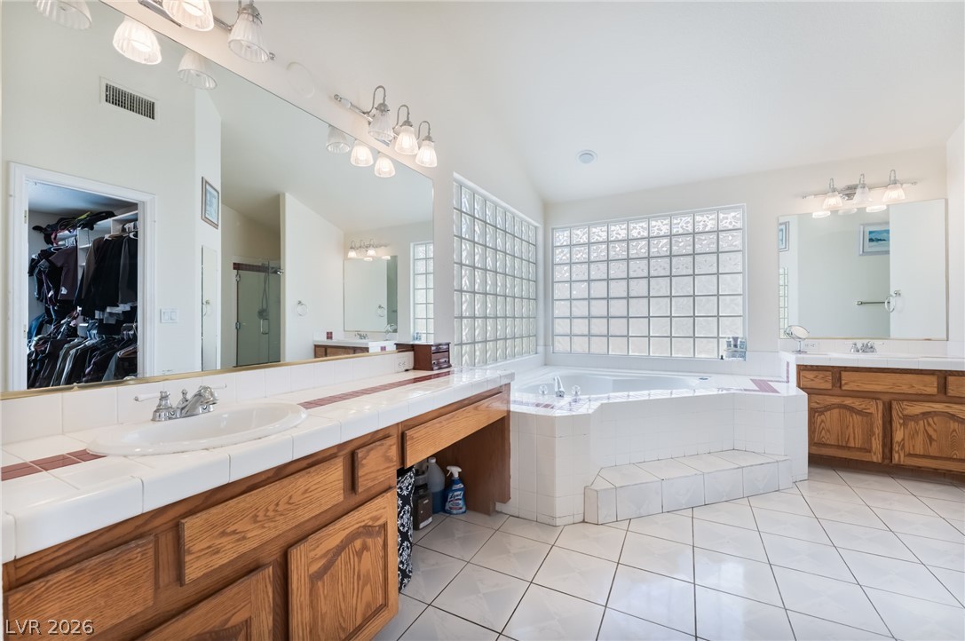 1408 Sun Copper Drive Las Vegas NV 89117