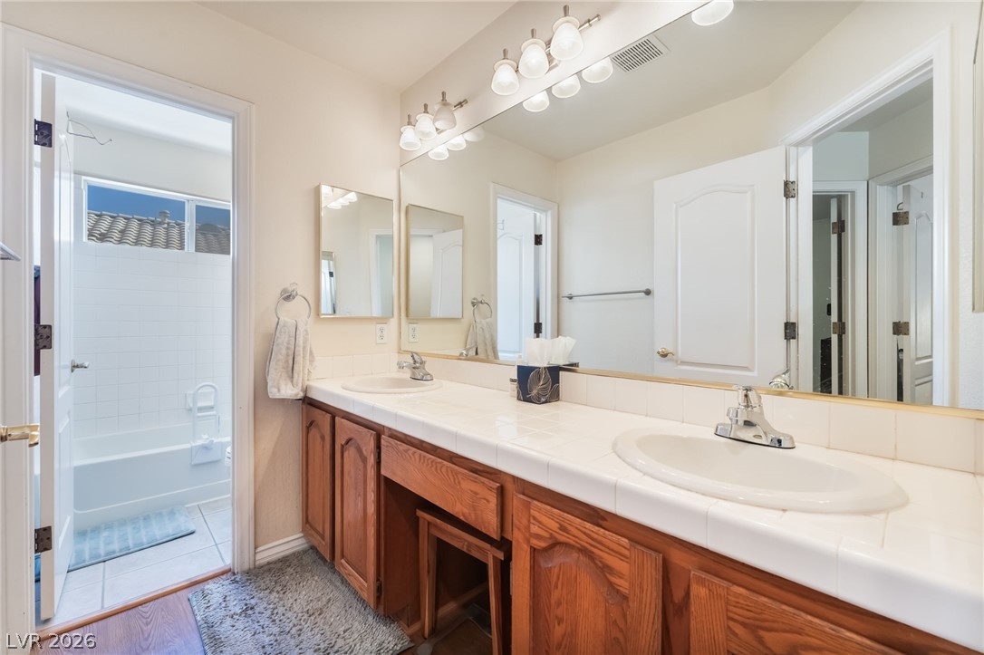 1408 Sun Copper Drive Las Vegas NV 89117