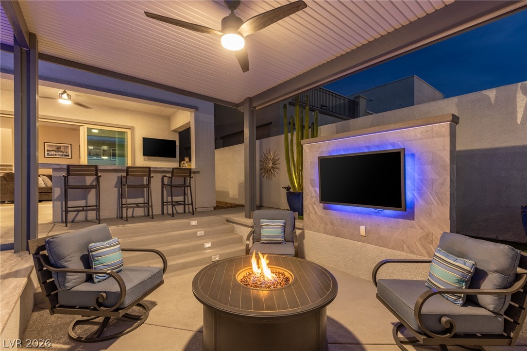 743 Glowing Horizon Street Henderson NV 89052