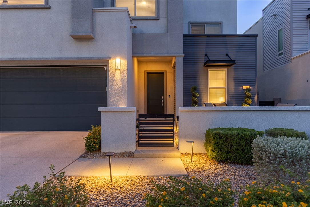743 Glowing Horizon Street Henderson NV 89052