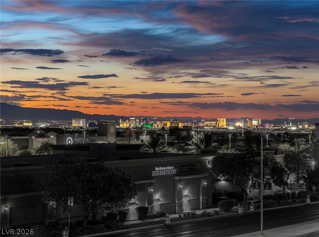 743 Glowing Horizon Street Henderson NV 89052