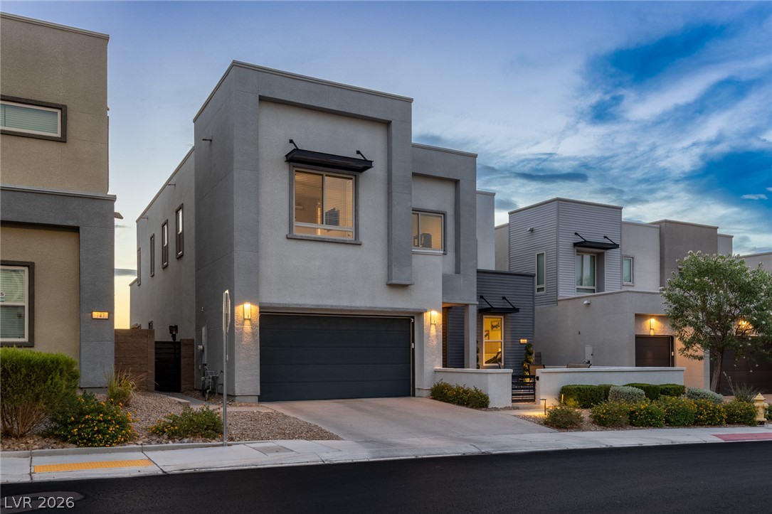 743 Glowing Horizon Street Henderson NV 89052