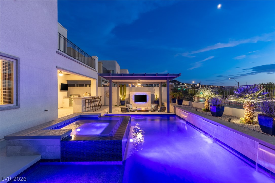 743 Glowing Horizon Street Henderson NV 89052