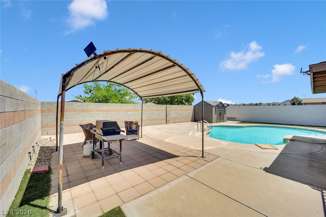 211 Fir Street Henderson NV 89015