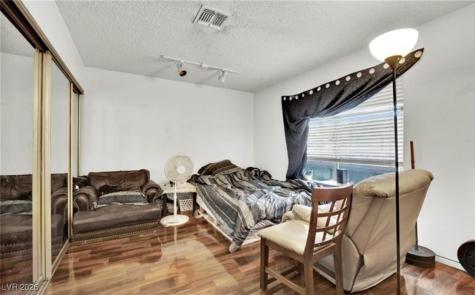 6133 Meadowgrass Lane Las Vegas NV 89103