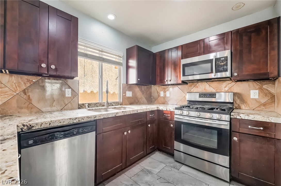 7527 Jacaranda Leaf Street Las Vegas NV 89139