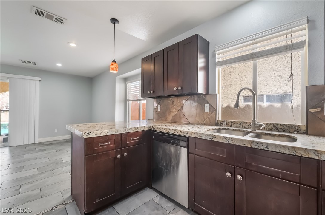 7527 Jacaranda Leaf Street Las Vegas NV 89139