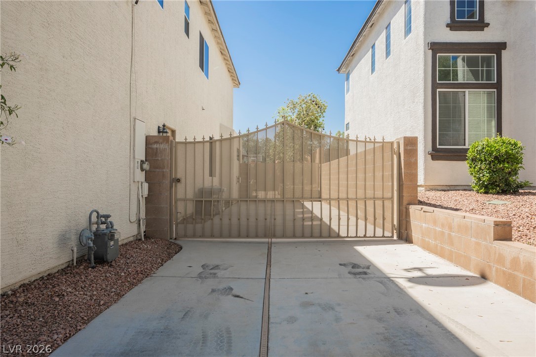 8121 Bear Clan Court Las Vegas NV 89131