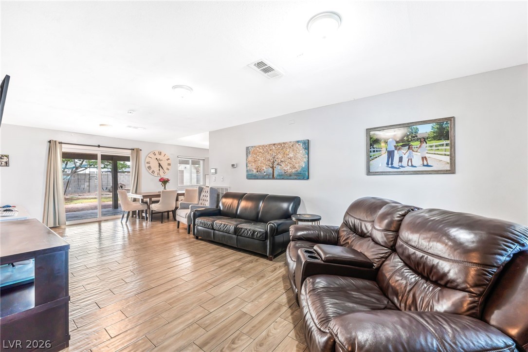 4528 East Harmon Avenue Las Vegas NV 89121