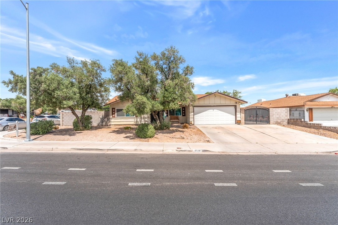 4528 East Harmon Avenue Las Vegas NV 89121
