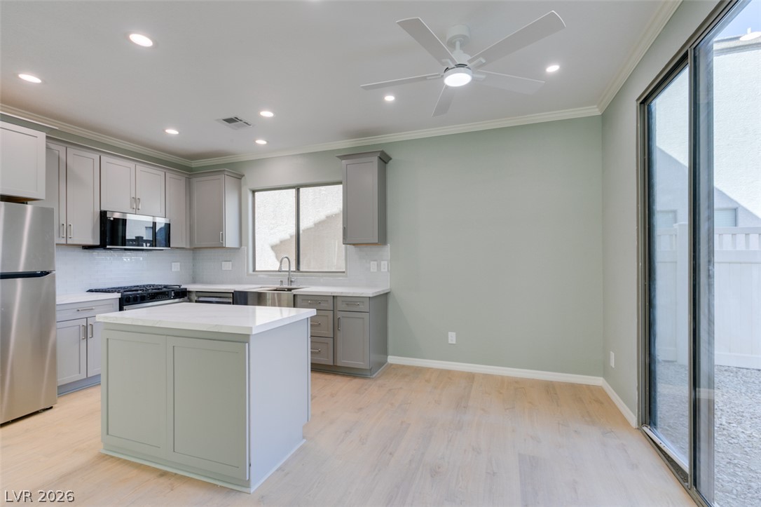 552 Civic Holiday Avenue North Las Vegas NV 89031