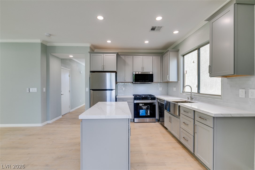 552 Civic Holiday Avenue North Las Vegas NV 89031
