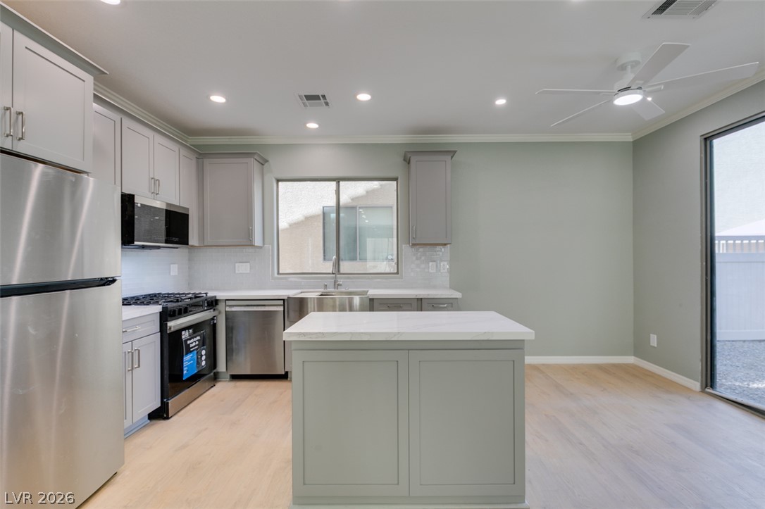 552 Civic Holiday Avenue North Las Vegas NV 89031