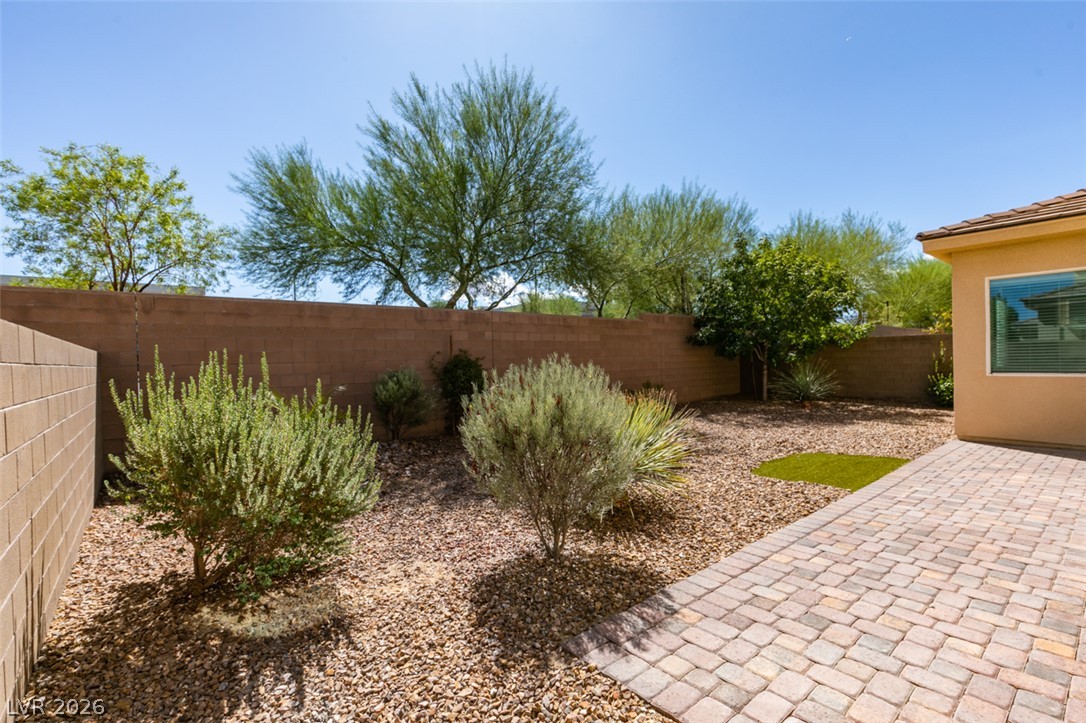 8575 Old Daylily Lane Las Vegas NV 89113