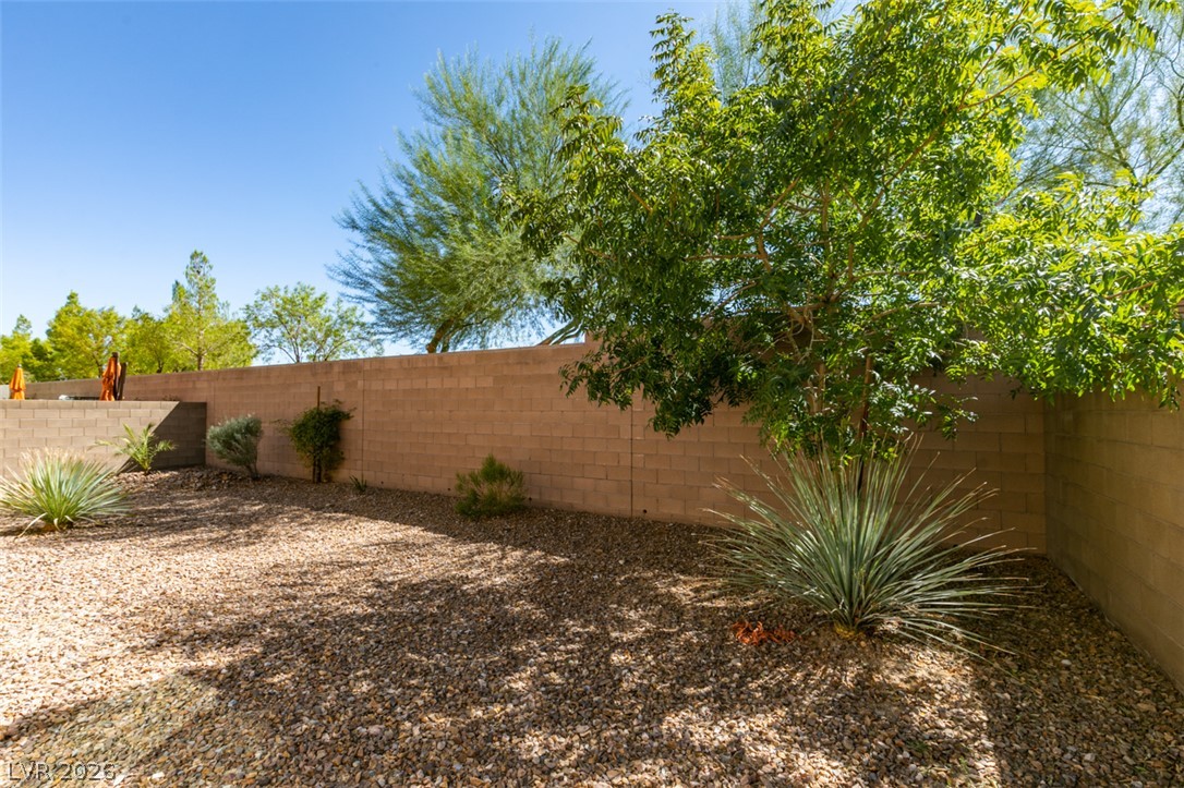 8575 Old Daylily Lane Las Vegas NV 89113
