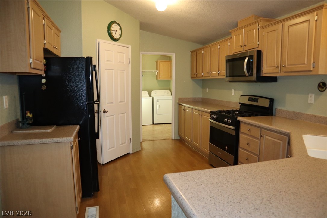 6188 Carlsbad Avenue Las Vegas NV 89156