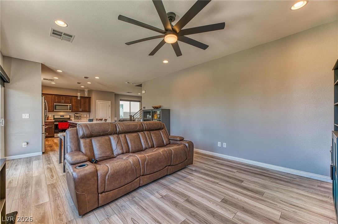 5631 Weeping Wall Street North Las Vegas NV 89031