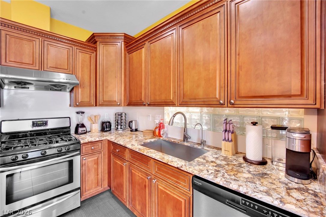 9677 Casper Peak Court Las Vegas NV 89117