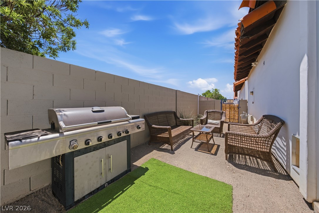 8710 Villa Ariel Lane Las Vegas NV 89147