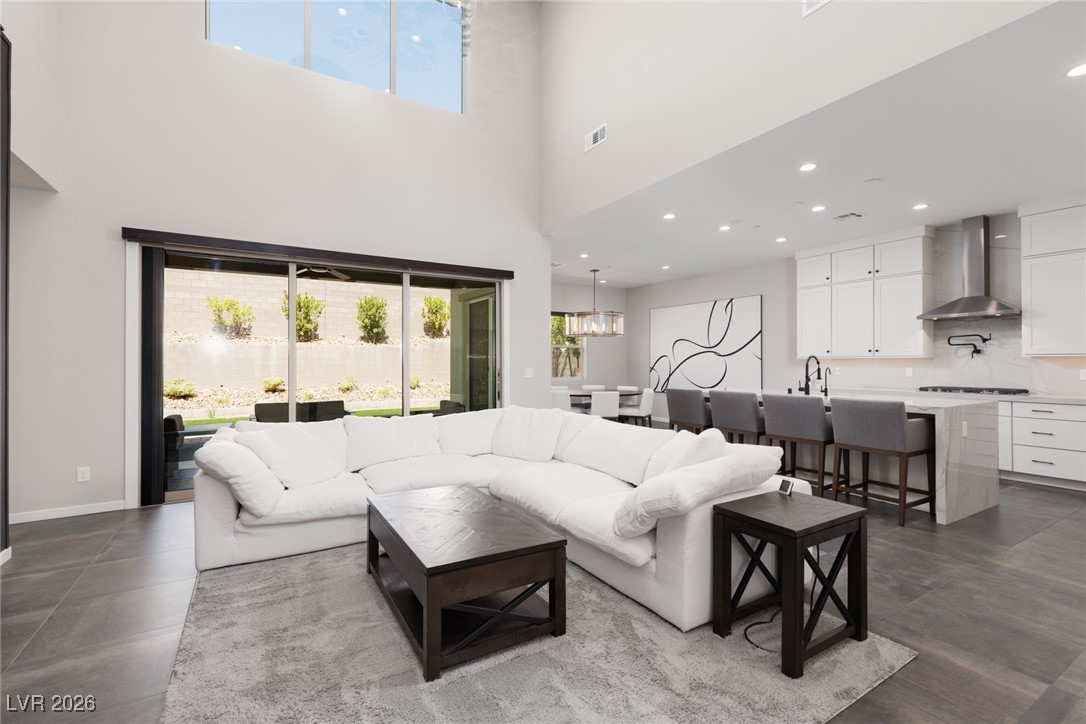 379 Malpaso Street Las Vegas NV 89138