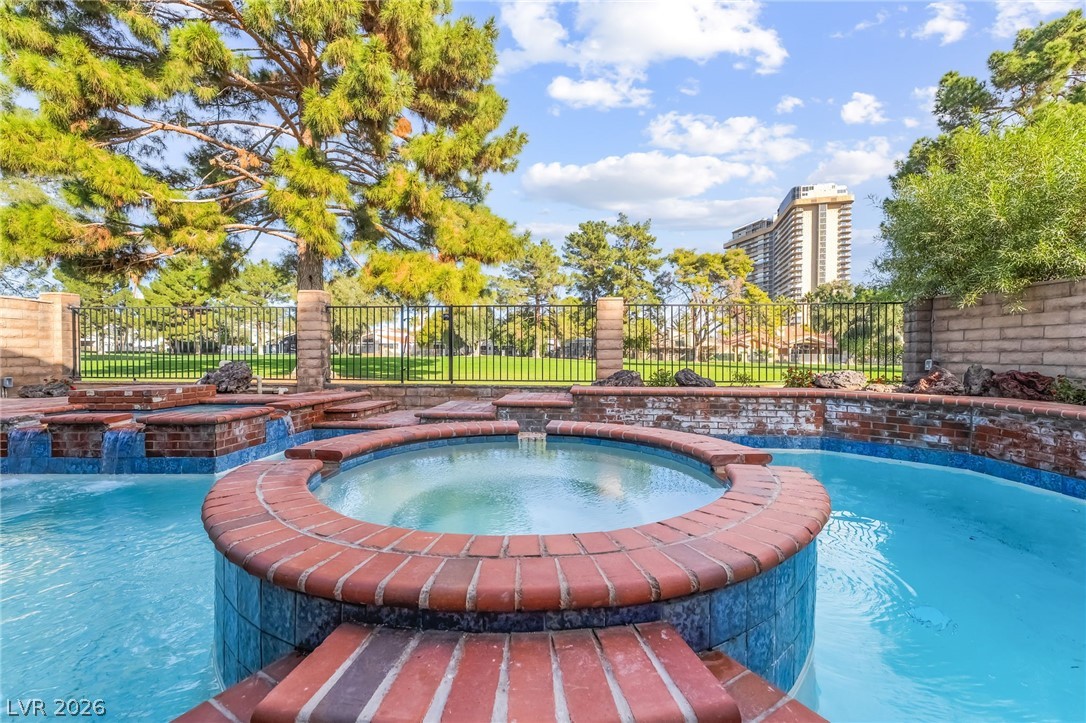968 Pinehurst Drive Las Vegas NV 89109