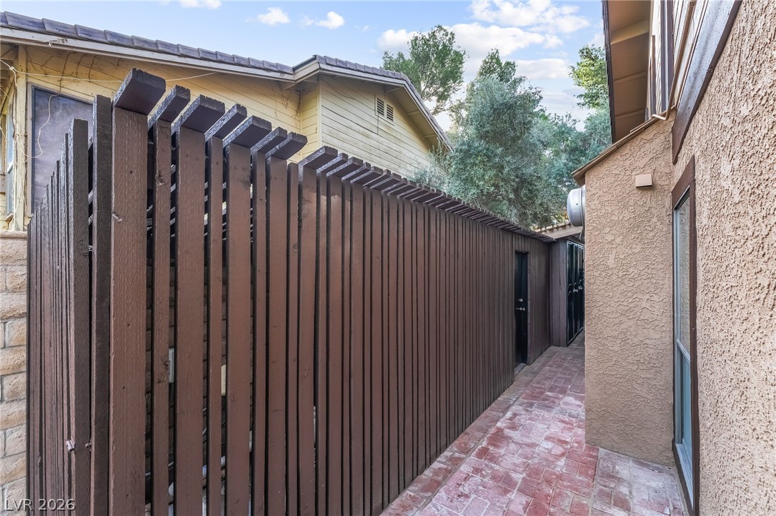 968 Pinehurst Drive Las Vegas NV 89109