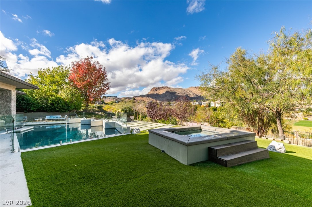 14 Promontory Ridge Drive Las Vegas NV 89135