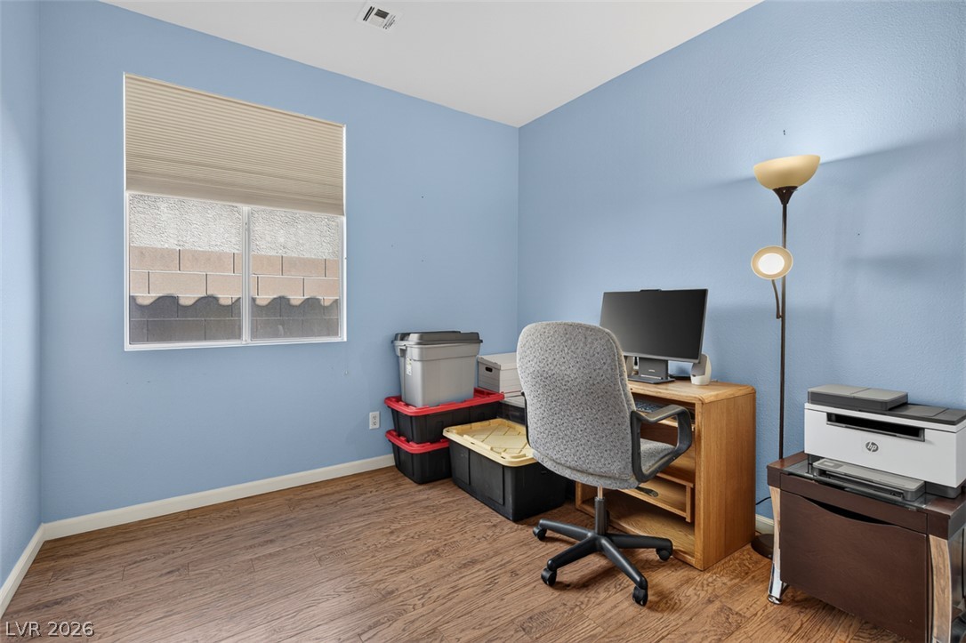 5932 Lingering Breeze Street Las Vegas NV 89148