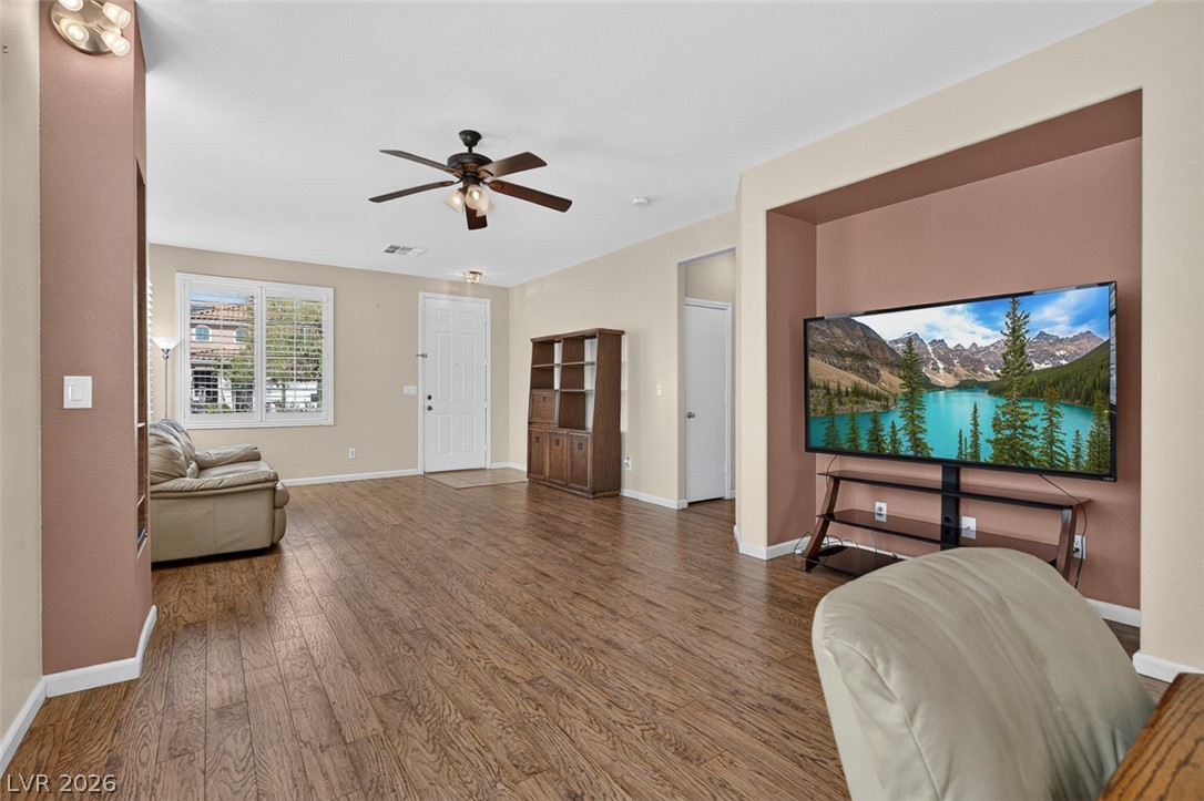 5932 Lingering Breeze Street Las Vegas NV 89148