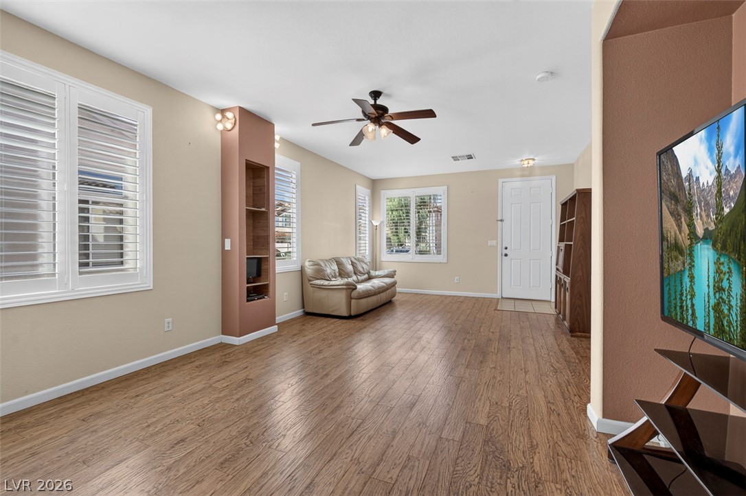 5932 Lingering Breeze Street Las Vegas NV 89148