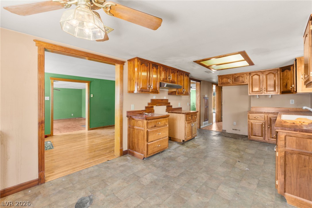 5722 Evergreen Avenue Las Vegas NV 89107